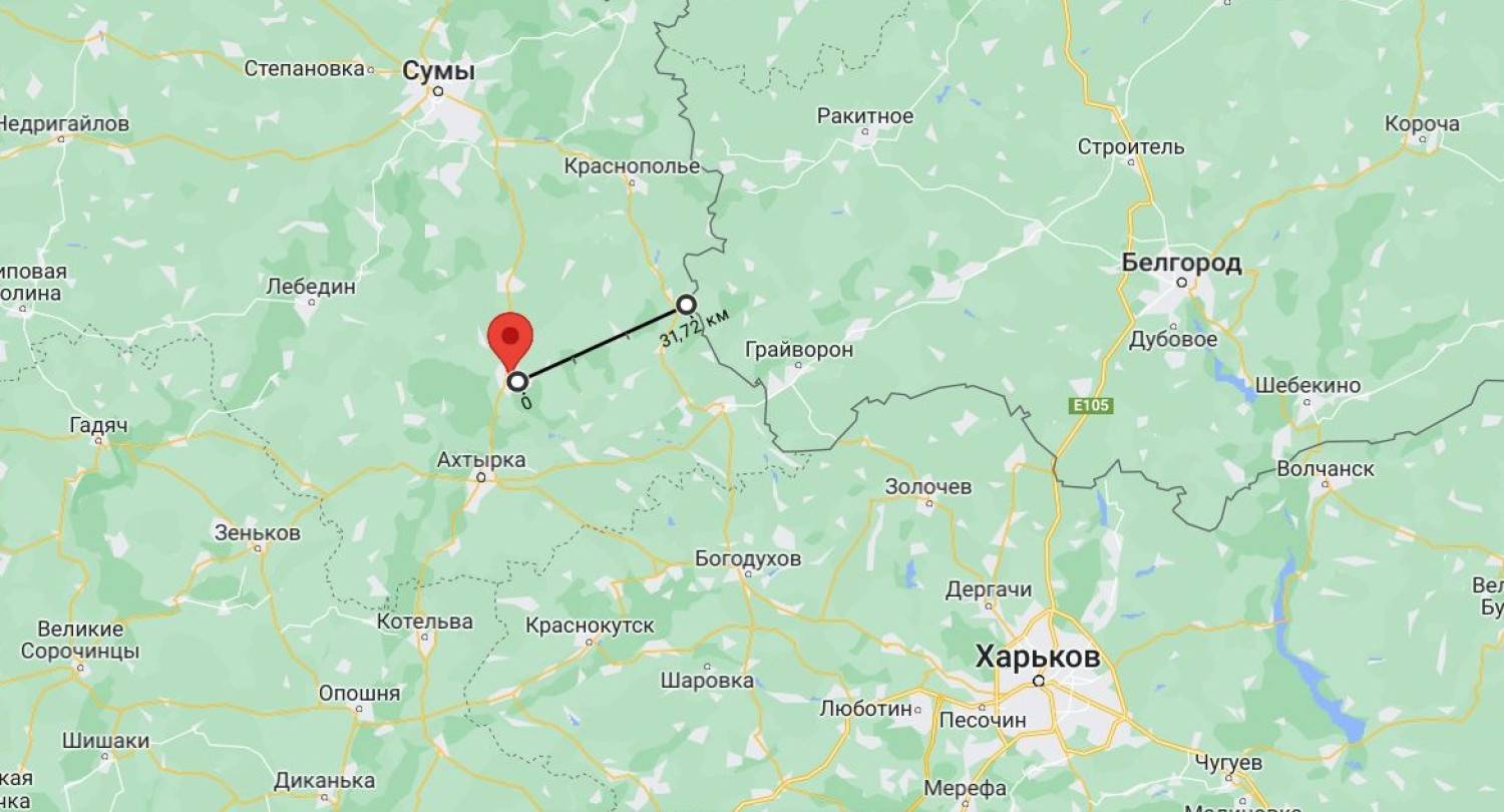 Град Тростянец е на около 30 км от руската граница